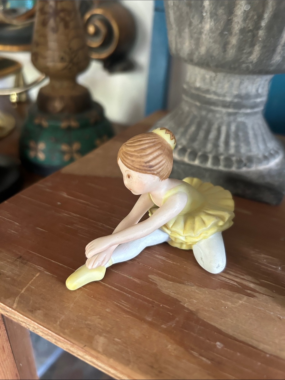 Vintage HOLLY HOBBIE Porcelain Ballerina Figurine - Picture 3 of 8